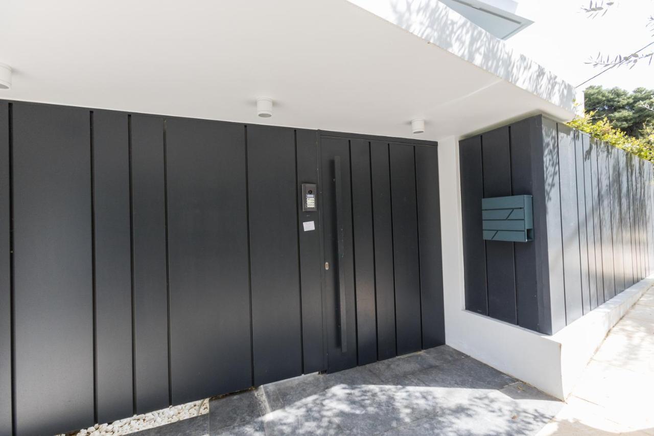 Serena At Athens Riviera Apartment Vári Екстериор снимка