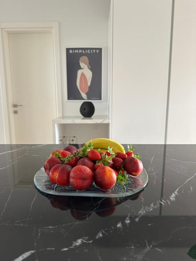 Serena At Athens Riviera Apartment Vári Екстериор снимка