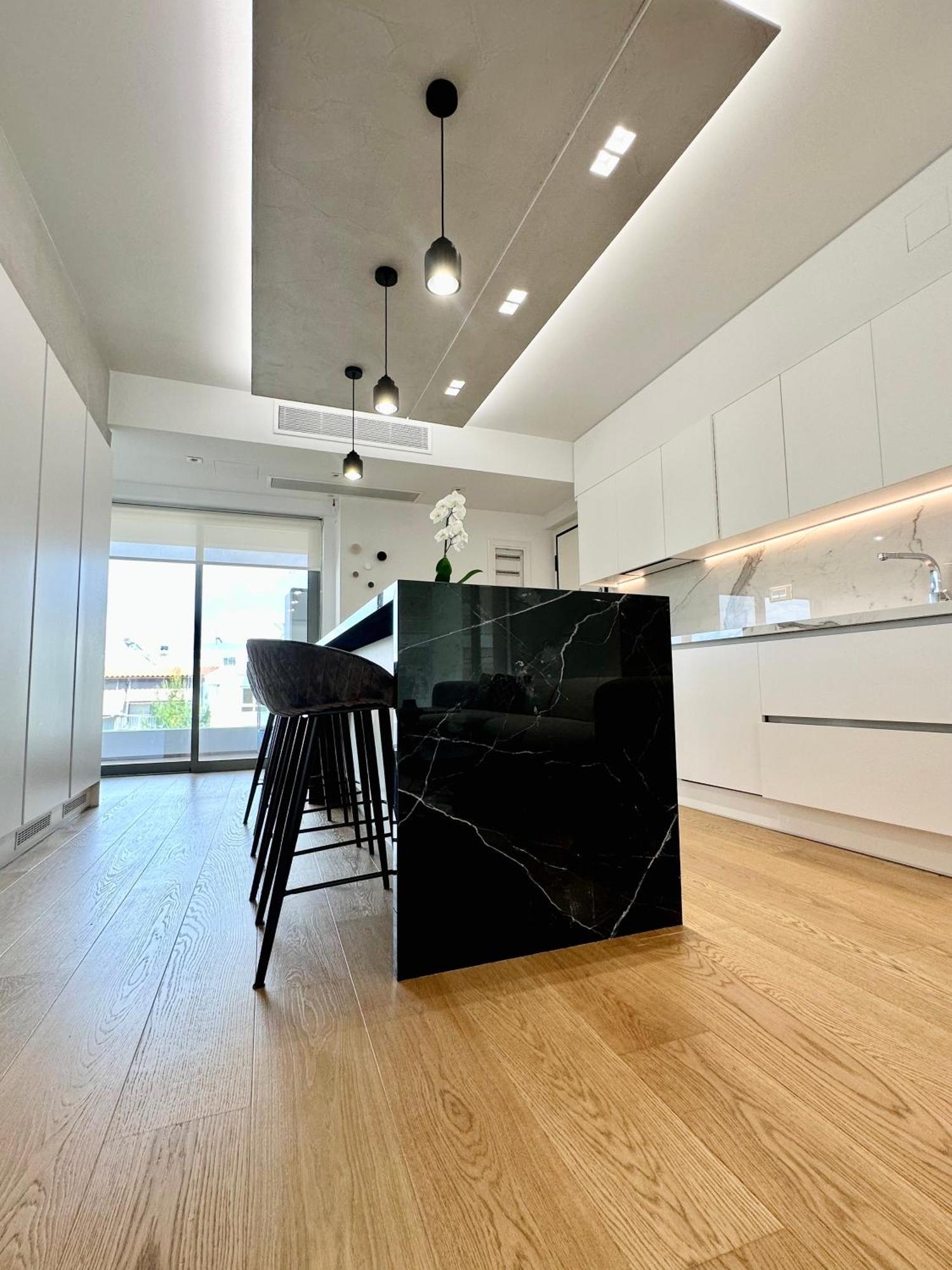 Serena At Athens Riviera Apartment Vári Екстериор снимка